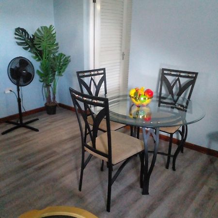 Czar'S Citadel-2 Bedroom Apt 23E At Columbus Heights Ocho Rios Esterno foto
