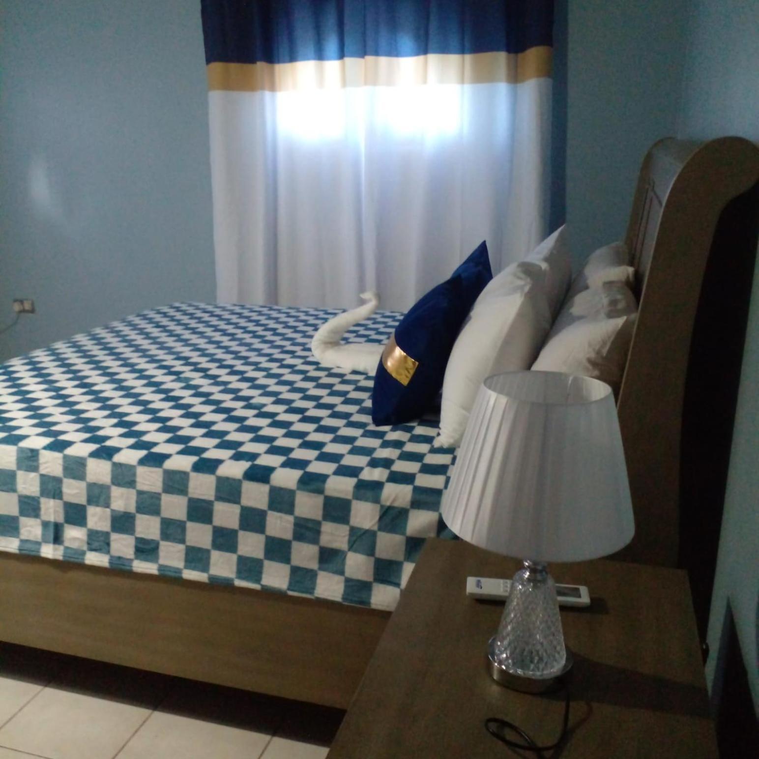 Czar'S Citadel-2 Bedroom Apt 23E At Columbus Heights Ocho Rios Esterno foto